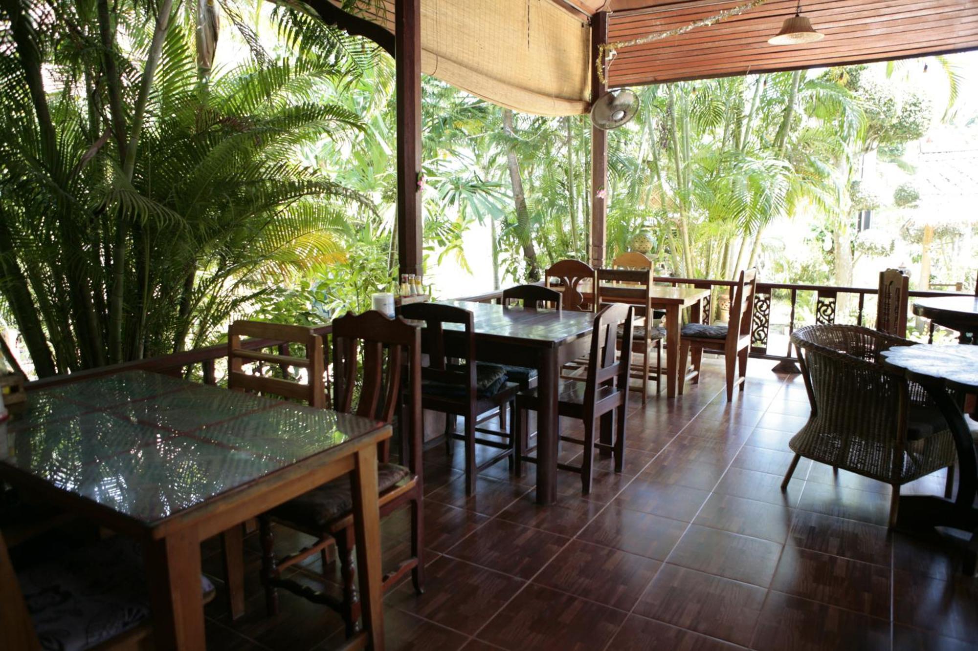 Jungle Hut Bungalows&Hotel Haad Chao Phao Exterior foto