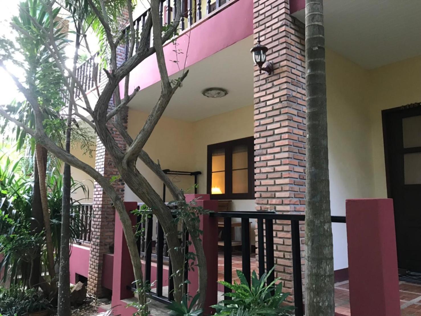 Jungle Hut Bungalows&Hotel Haad Chao Phao Zimmer foto