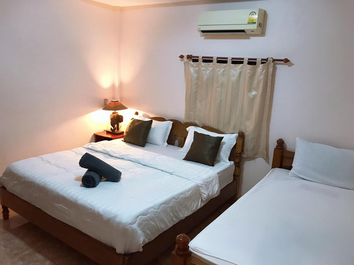Jungle Hut Bungalows&Hotel Haad Chao Phao Zimmer foto