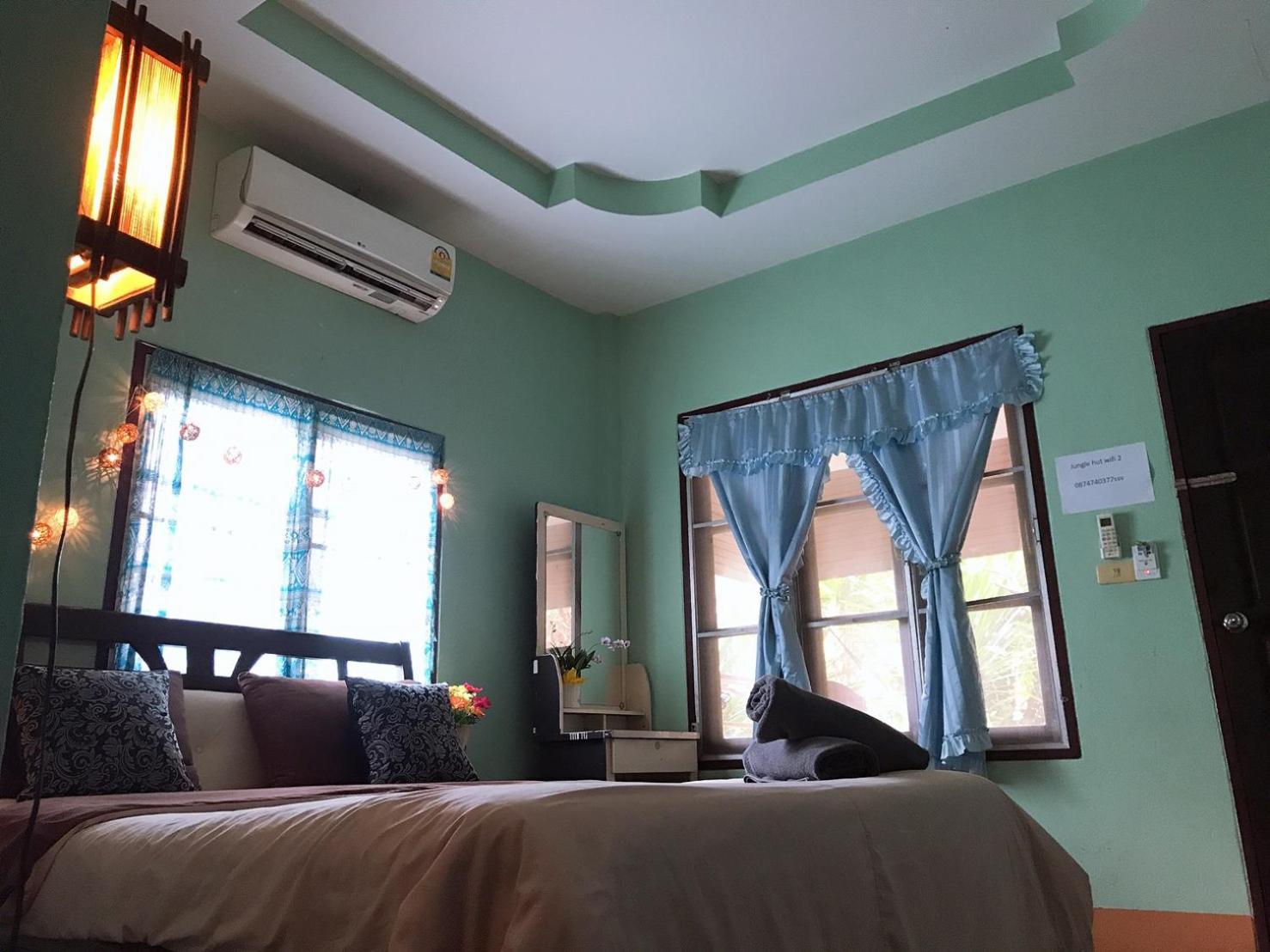 Jungle Hut Bungalows&Hotel Haad Chao Phao Zimmer foto